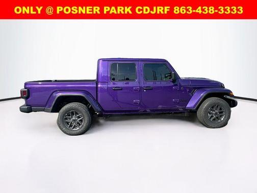 2026 Jeep Gladiator Sport