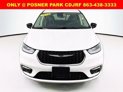 2024 Chrysler Pacifica Touring-L