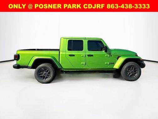 2026 Jeep Gladiator Sport