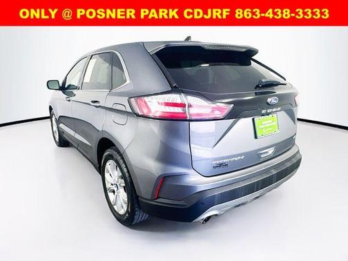 2022 Ford Edge Titanium