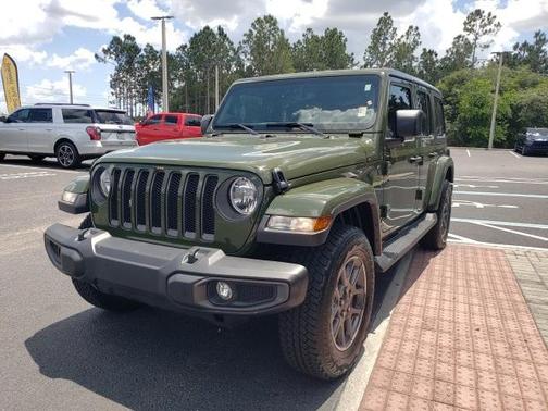 Photo 5 of 15 of 2021 Jeep Wrangler Unlimited Sport