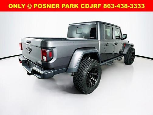 2023 Jeep Gladiator Sport