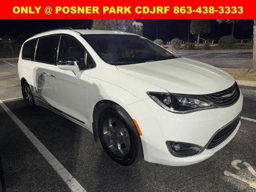 2018 Chrysler Pacifica Hybrid Limited