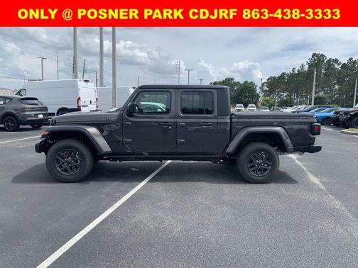 2024 Jeep Gladiator Sport