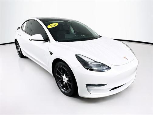 2021 Tesla Model 3 Standard Range Plus