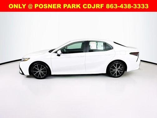 2023 Toyota Camry SE