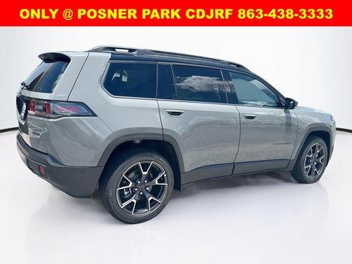 Gray Clearcoat 2026 Jeep Cherokee Overland