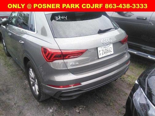 2024 Audi Q3 45 S line Premium