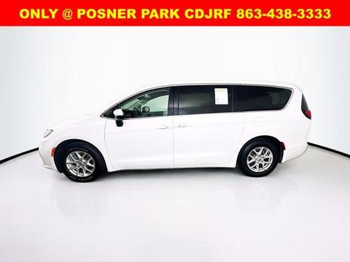 Bright White Clearcoat 2023 Chrysler Pacifica Touring-L