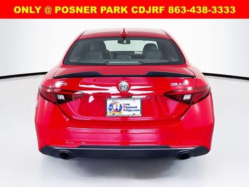 2022 Alfa Romeo Giulia Base