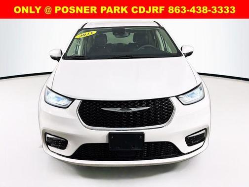 2023 Chrysler Pacifica Hybrid Touring L