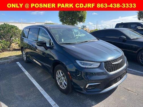 Fathom Blue Pearlcoat 2024 Chrysler Pacifica Touring-L