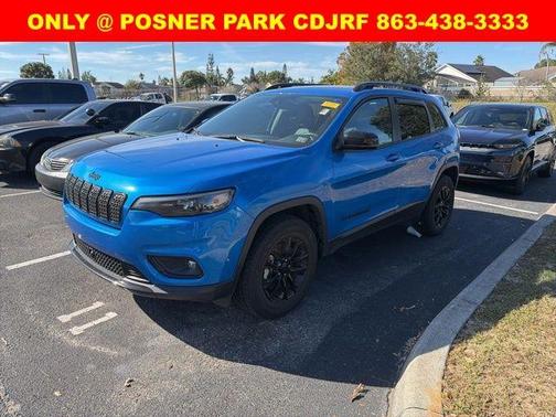 2023 Jeep Cherokee Altitude Lux