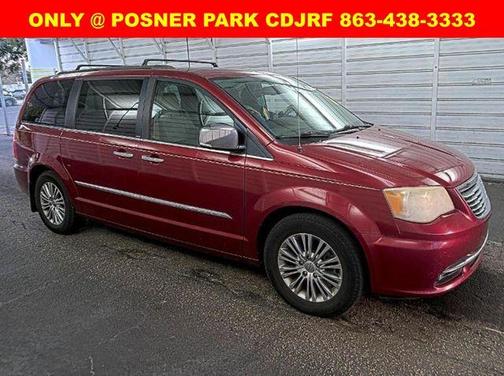 2013 Chrysler Town & Country Touring-L