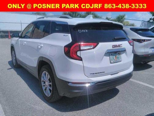 2023 GMC Terrain SLT