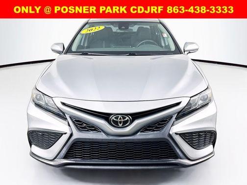 Celestial Silver Metallic 2022 Toyota Camry SE