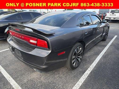 2014 Dodge Charger SXT