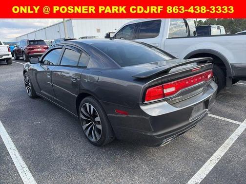 2014 Dodge Charger SXT