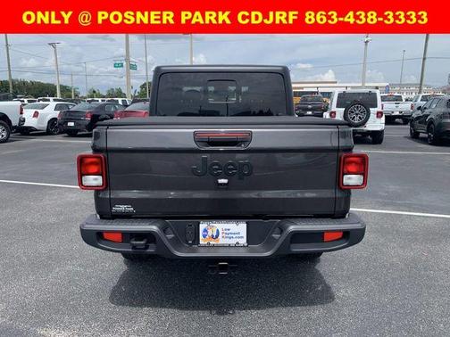 2024 Jeep Gladiator Sport