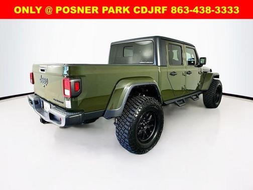 2023 Jeep Gladiator Sport