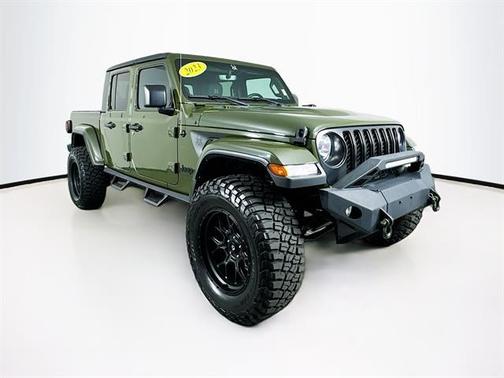 2023 Jeep Gladiator Sport