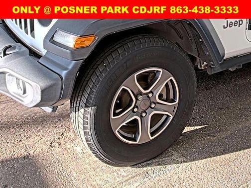 Bright White Clearcoat 2018 Jeep Wrangler Unlimited Sport