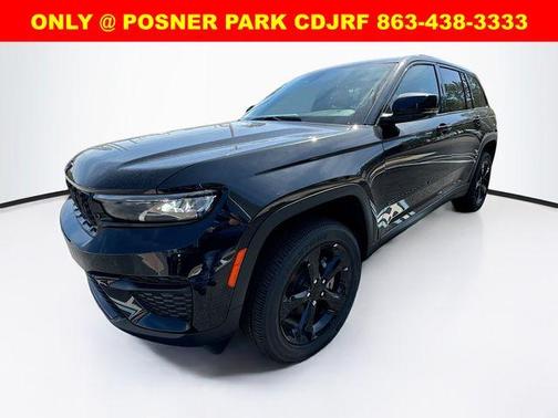 2025 Jeep Grand Cherokee Laredo