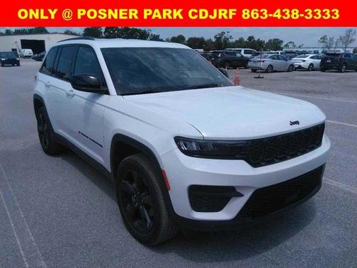 2024 Jeep Grand Cherokee Laredo
