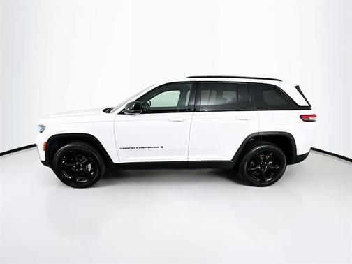 2024 Jeep Grand Cherokee Laredo