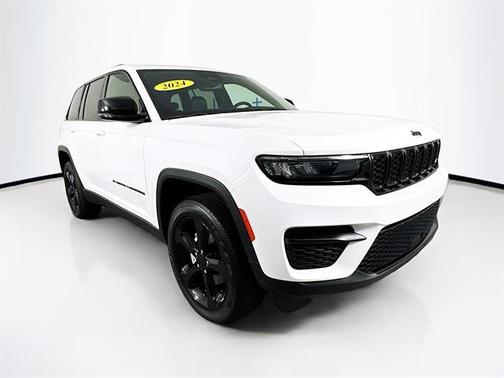 2024 Jeep Grand Cherokee Laredo