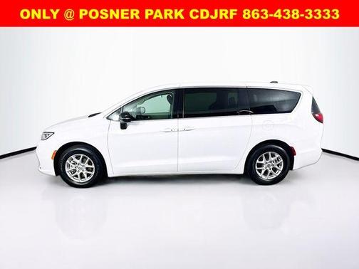 2024 Chrysler Pacifica Touring-L