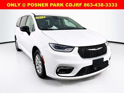 2024 Chrysler Pacifica Touring-L