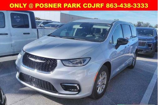 2024 Chrysler Pacifica Touring-L