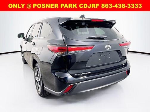 2023 Toyota Highlander XLE