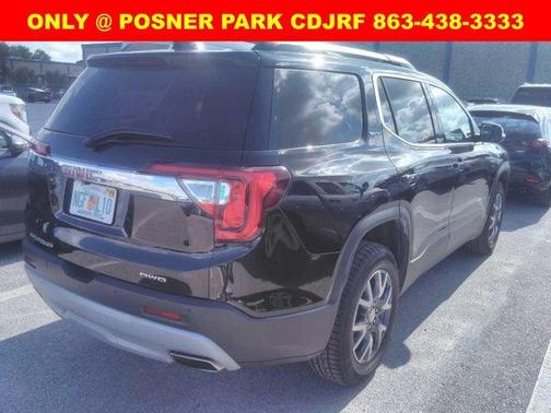 2023 GMC Acadia SLT
