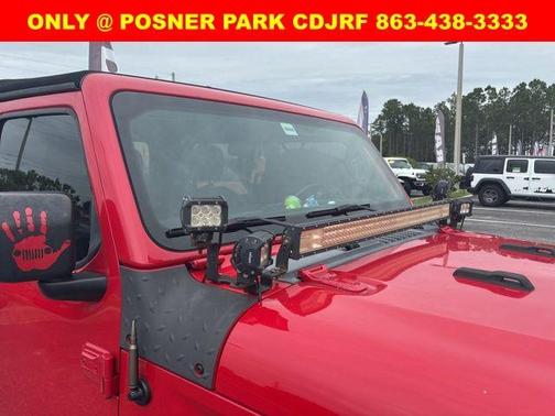 Firecracker Red Clearcoat 2020 Jeep Gladiator Sport