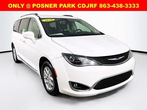 2020 Chrysler Pacifica Touring-L