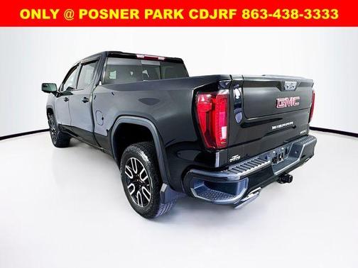 2022 GMC Sierra 1500 AT4