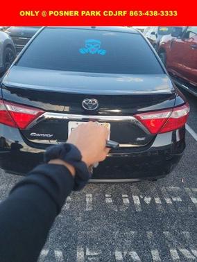 2017 Toyota Camry SE