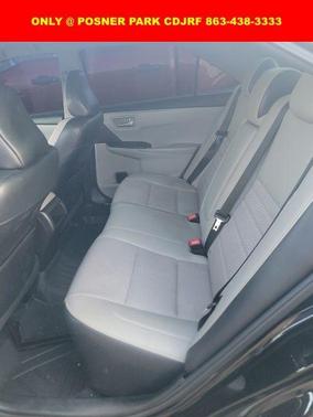 2017 Toyota Camry SE