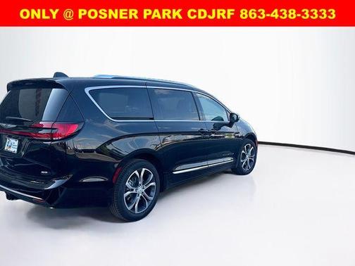 Diamond Black 2026 Chrysler Pacifica Pinnacle