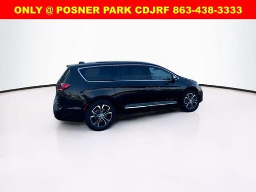 Diamond Black 2026 Chrysler Pacifica Pinnacle