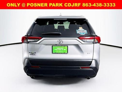 2023 Toyota RAV4 LE