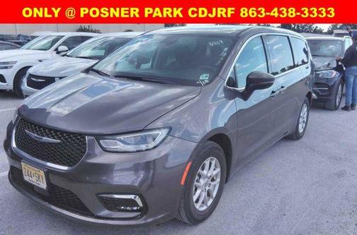 Crystal Metallic 2023 Chrysler Pacifica Touring-L