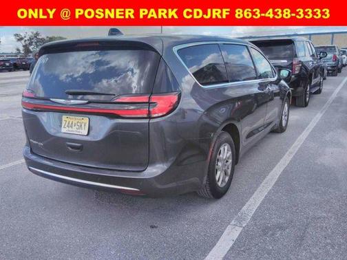 Crystal Metallic 2023 Chrysler Pacifica Touring-L