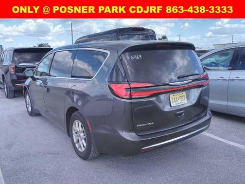 Crystal Metallic 2023 Chrysler Pacifica Touring-L