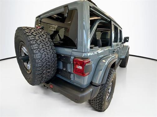 2025 Jeep Wrangler Rubicon 392