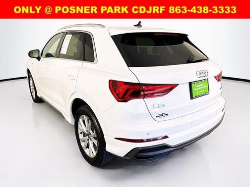 2023 Audi Q3 45 S line Premium