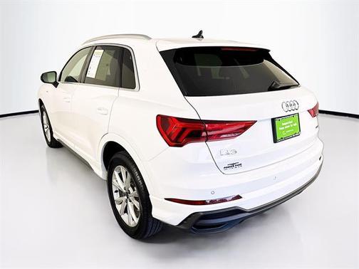 2023 Audi Q3 45 S line Premium