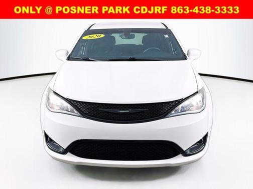 2020 Chrysler Pacifica Touring